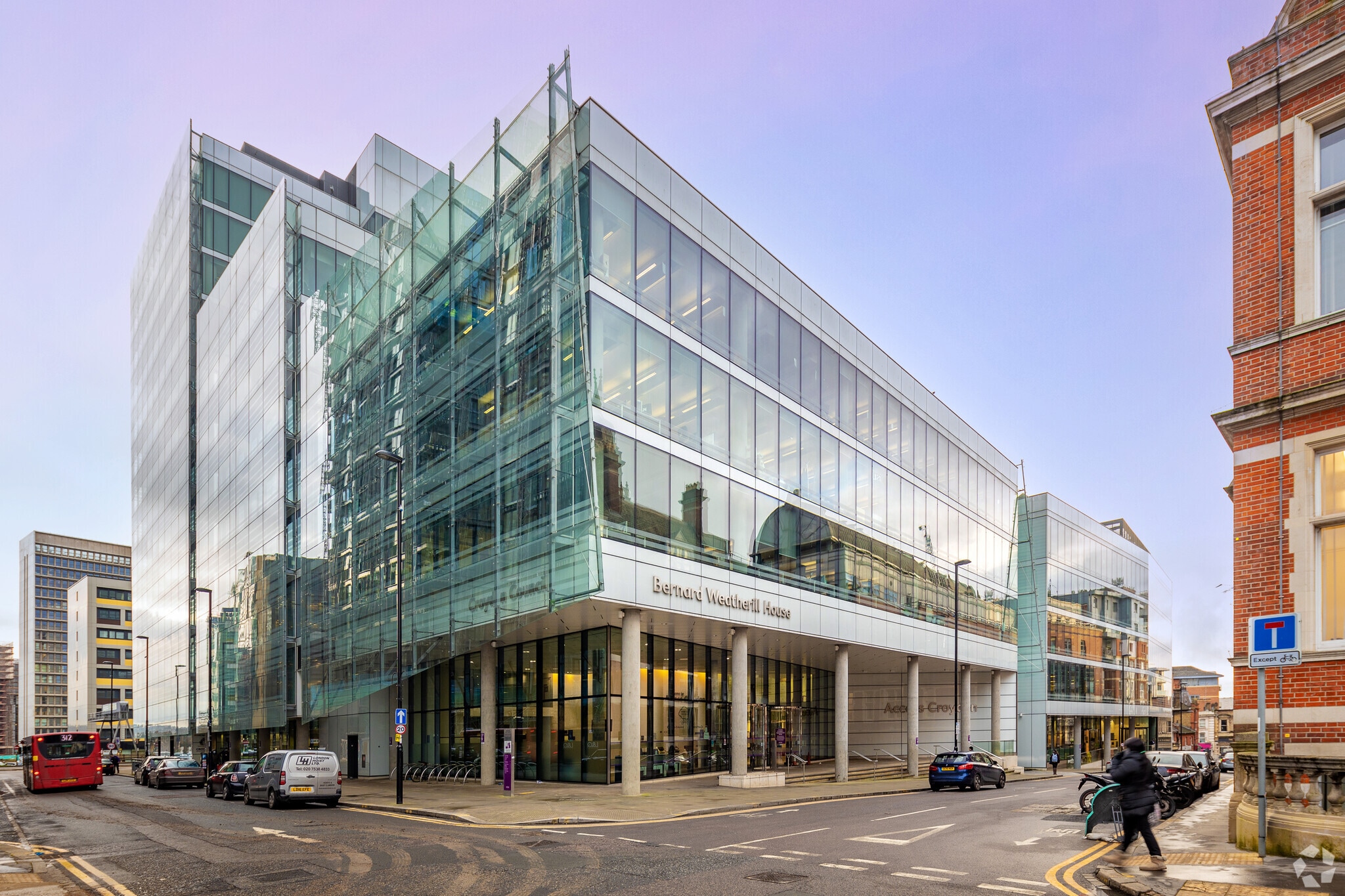 8 Mint Walk, Croydon à louer Photo du bâtiment- Image 1 de 2