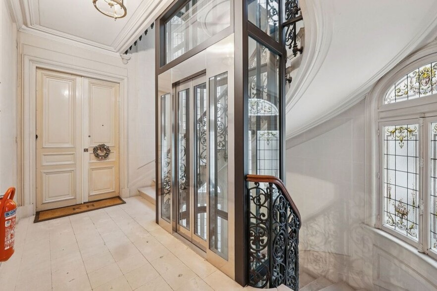 6 Rue De Madrid, Paris à louer - Photo intérieure - Image 2 de 16