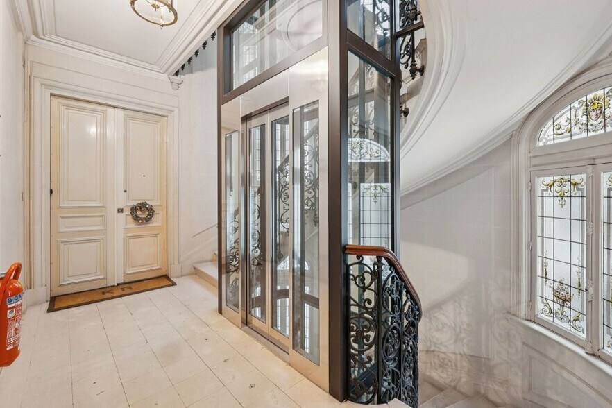6 Rue De Madrid, Paris à louer - Photo intérieure - Image 2 de 9