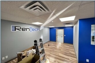 7846-7862 W Central Ave, Toledo, OH for lease Interior Photo- Image 1 of 6