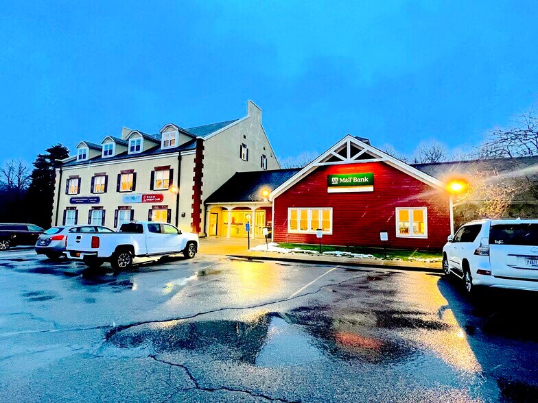1100 Route 55, Lagrangeville, NY à louer - Photo du bâtiment - Image 2 de 19