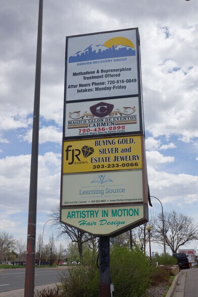 8790 W Colfax Ave, Lakewood, CO à louer - Photo du bâtiment - Image 2 de 2