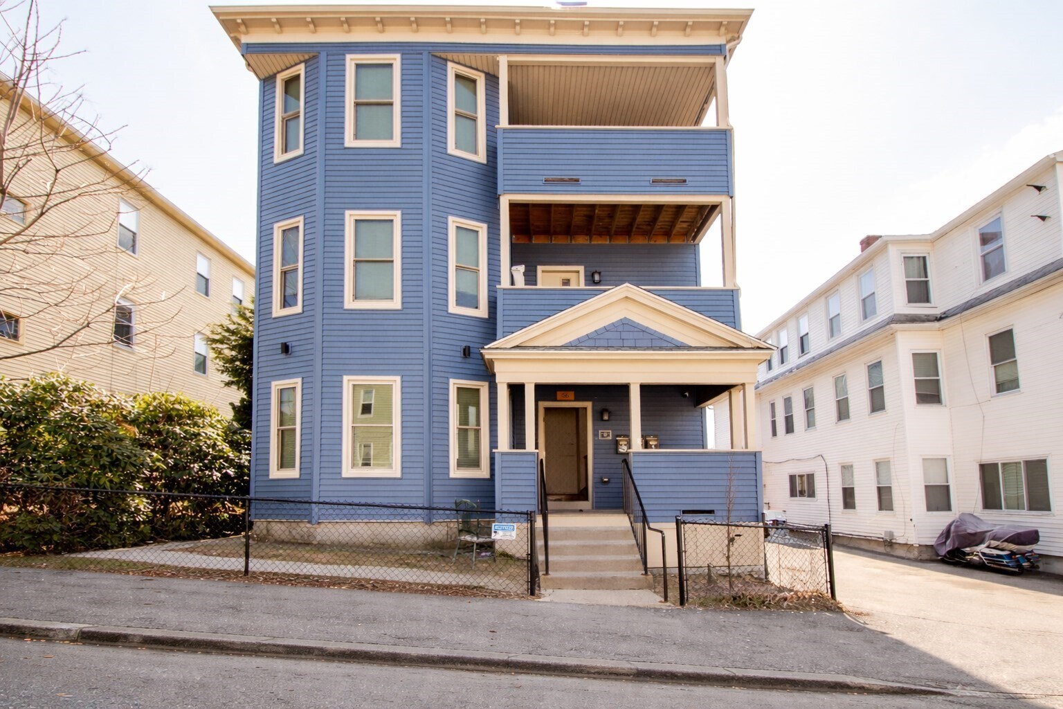 56 Cohasset St, Worcester, MA for sale Primary Photo- Image 1 of 33