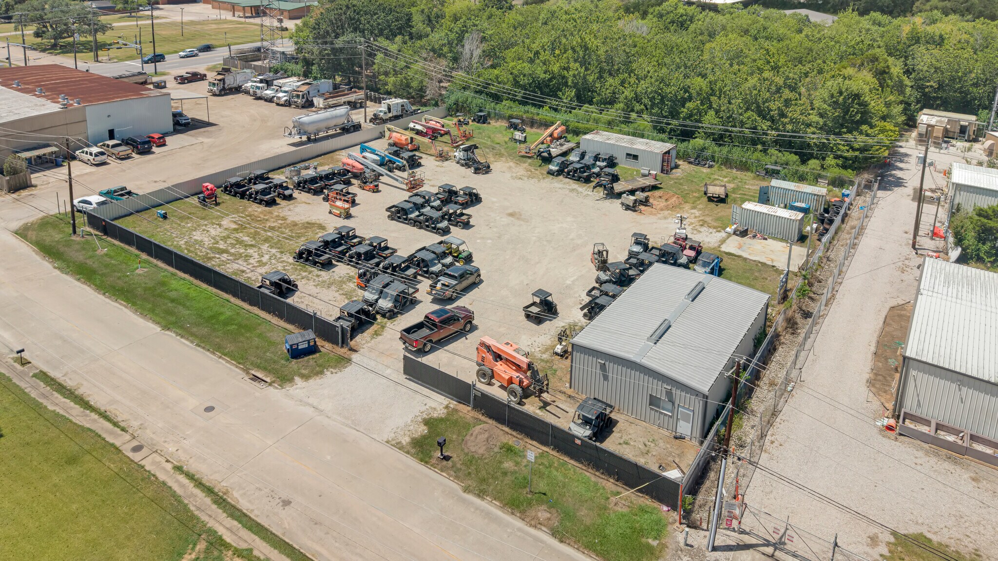 201 N Walker St, Angleton, TX à vendre Photo du bâtiment- Image 1 de 25