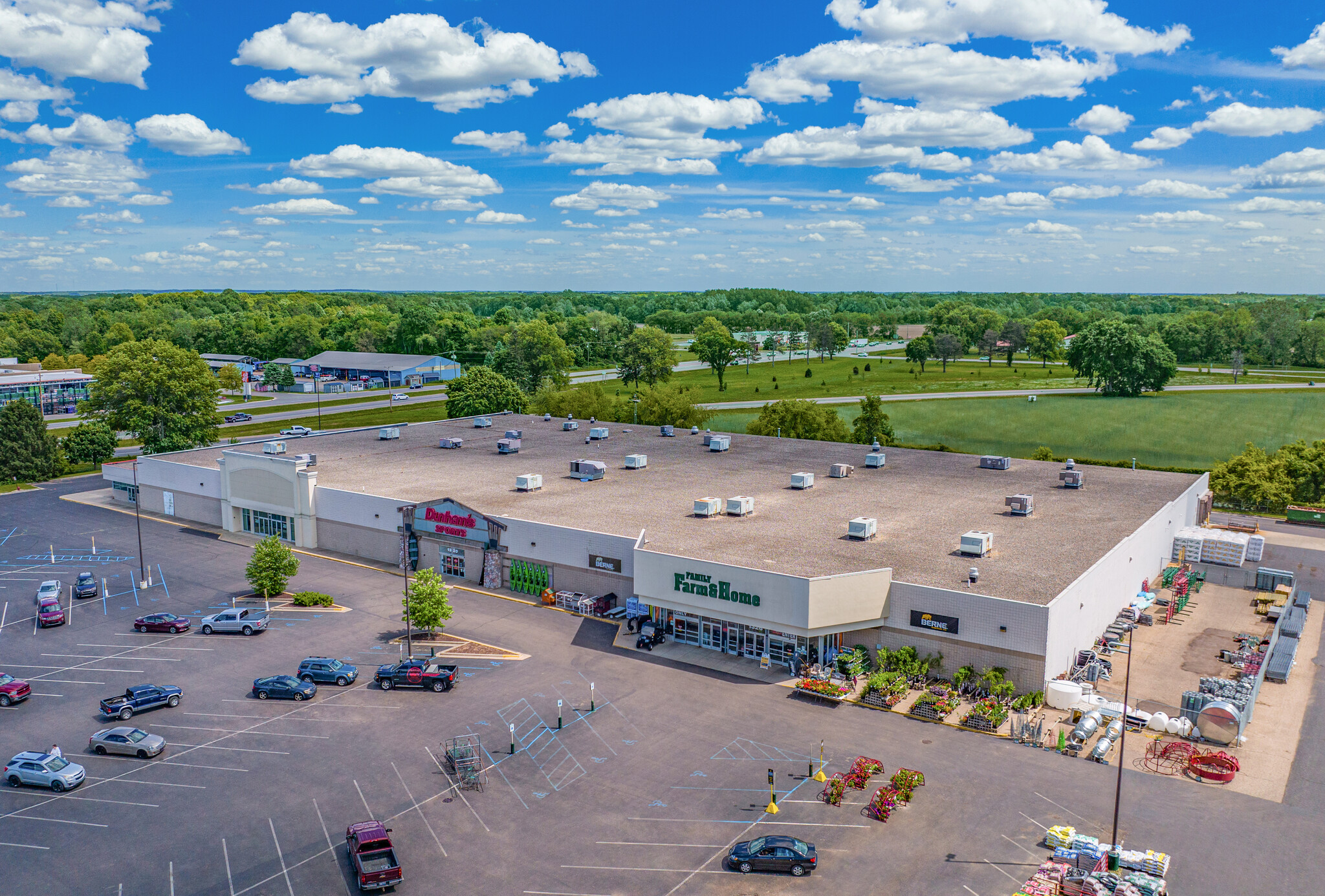 1312-1326 W Broadway St, Three Rivers, MI for sale Building Photo- Image 1 of 1