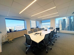 515 S Flower St, Los Angeles, CA à louer Photo intérieure- Image 1 de 6