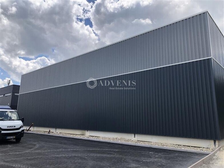 Flex in Vandoeuvre-les-Nancy for sale - Building Photo - Image 2 of 5
