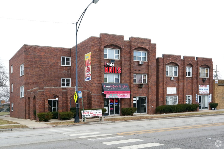 2454 W Peterson Ave, Chicago, IL for lease - Primary Photo - Image 1 of 6