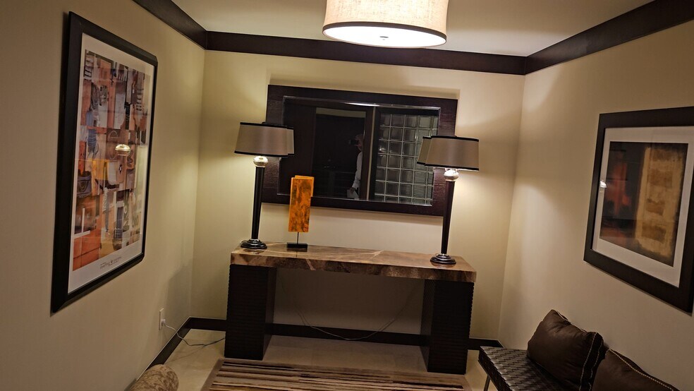 365 Palermo Ave, Coral Gables, FL à vendre - Vidéo sur l’inscription commerciale - Image 2 de 38