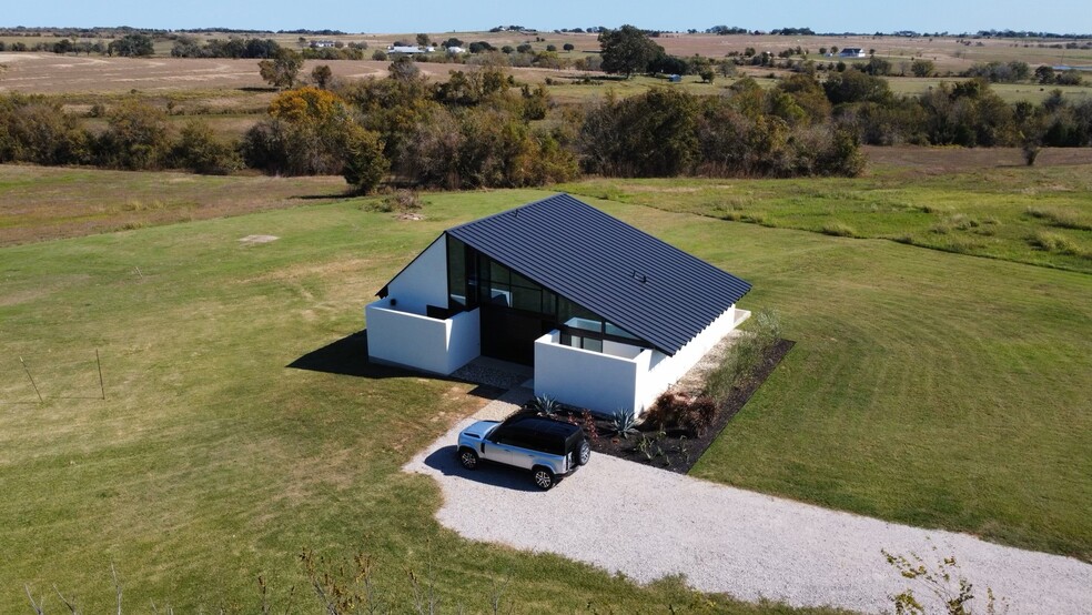 1905 Century Farms rd, Burton, TX à vendre - Photo du bâtiment - Image 2 de 19