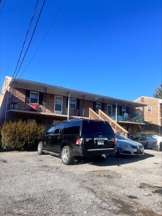 Plus de détails pour 2120 Carvin St NE, Roanoke, VA - Multi-résidentiel à vendre