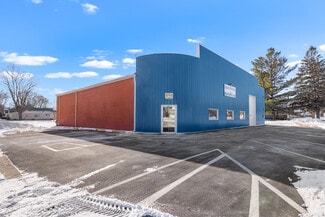 More details for 502 N Schuyler St, Lena, IL - Retail for Sale