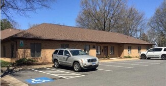 Plus de détails pour 10640 Crestwood Dr, Manassas, VA - Médical à louer