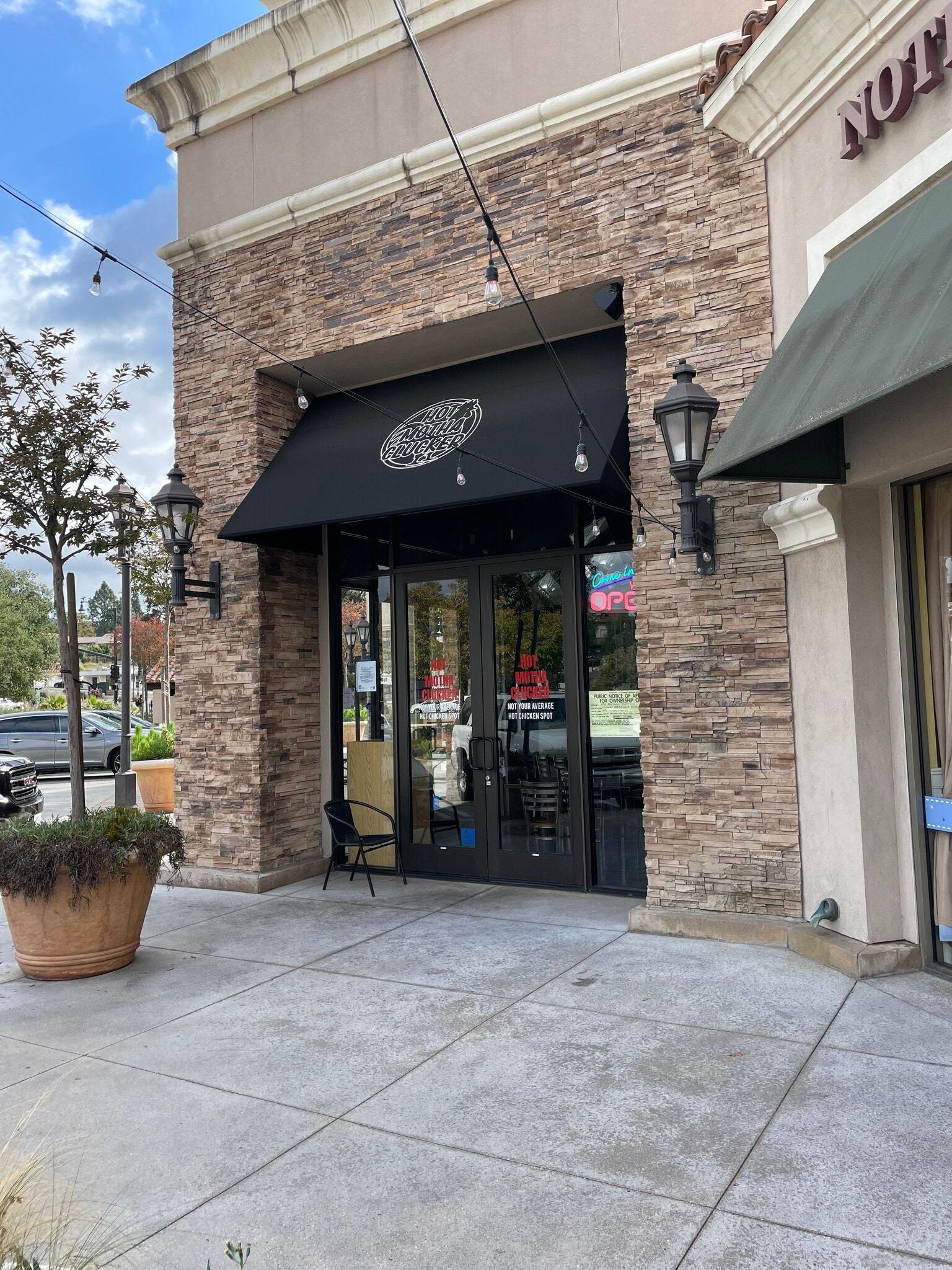 1610 E Thousand Oaks Blvd, Thousand Oaks, CA for lease Building Photo- Image 1 of 1