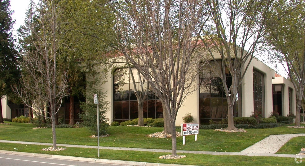 19925 Stevens Creek Blvd, Cupertino, CA for lease - Building Photo - Image 3 of 16