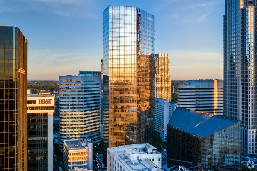 101 S Tryon St, Charlotte, NC for lease - Building Photo - Image 1 of 12