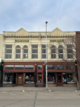 Plus de détails pour 712 Main St, Alma, NE - Commerce de détail à vendre