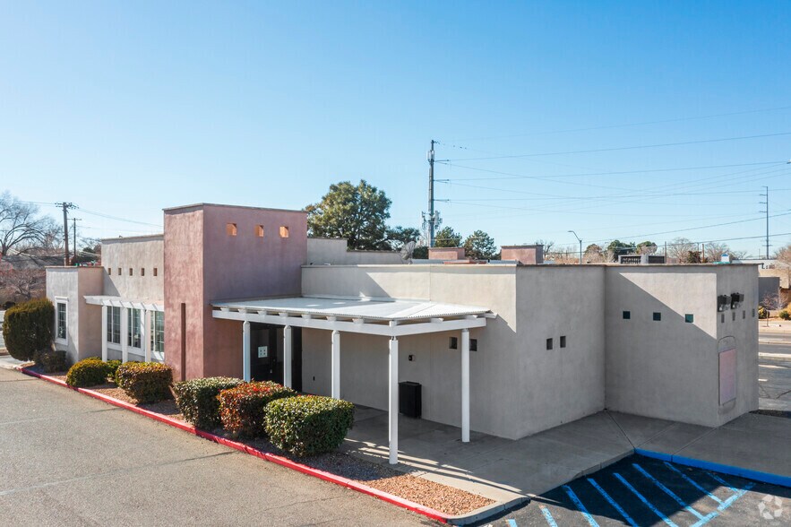 1418 Carlisle Blvd NE, Albuquerque, NM à louer - Photo du bâtiment - Image 2 de 7