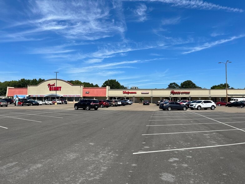 201 Alabama St, Columbus, MS à louer - Photo du bâtiment - Image 2 de 25
