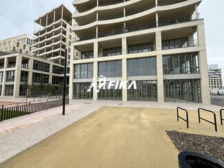 Plus de détails pour Commerce de détail à vendre