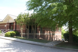 1320 Dowell Springs Blvd, Knoxville, TN for lease Building Photo- Image 2 of 21