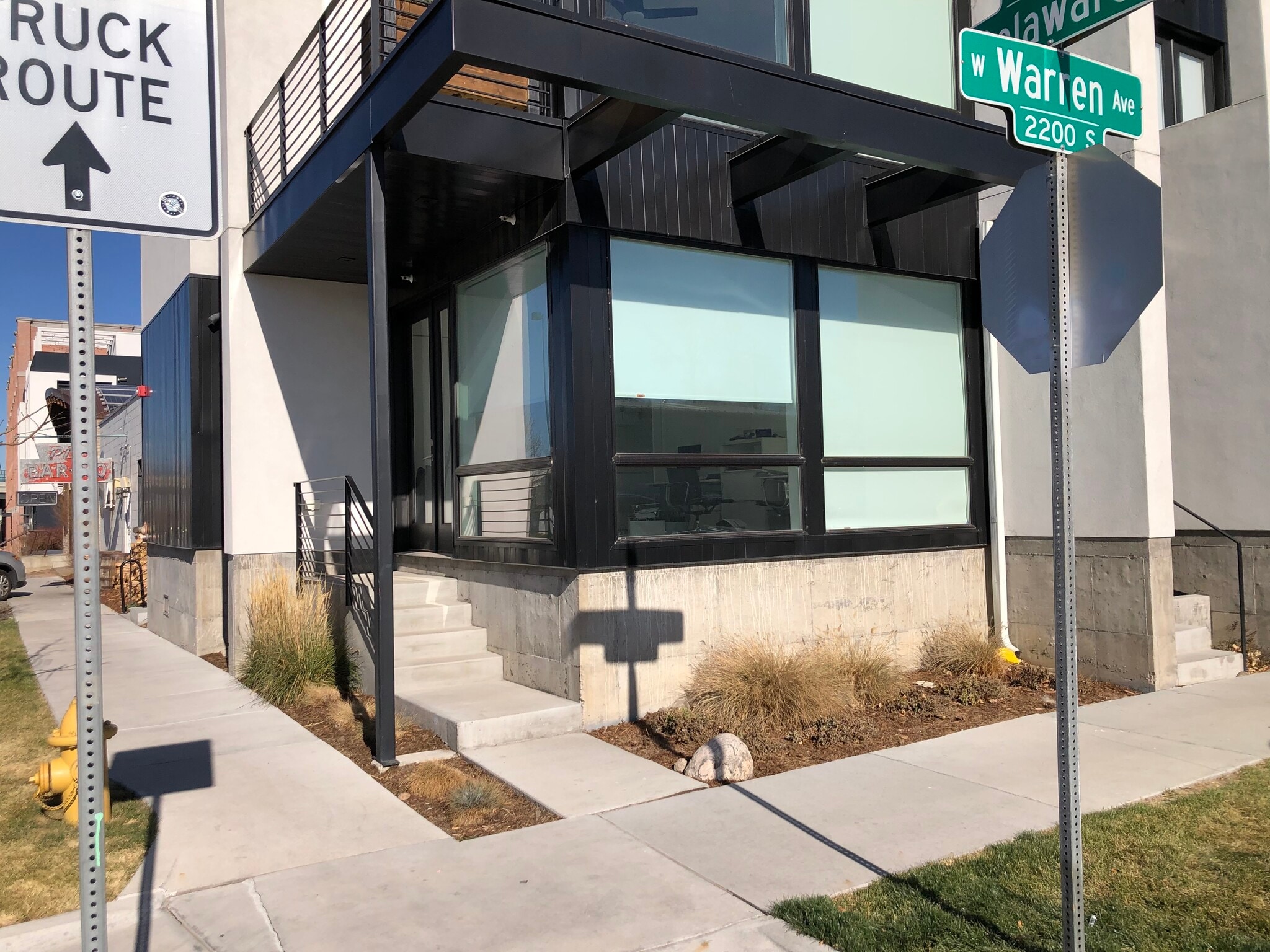 2190 S Delaware St, Denver, CO for lease Primary Photo- Image 1 of 18