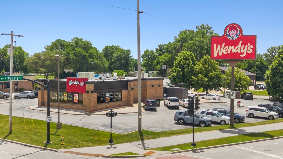 1100 Radisson St, Green Bay, WI for sale - Building Photo - Image 2 of 11