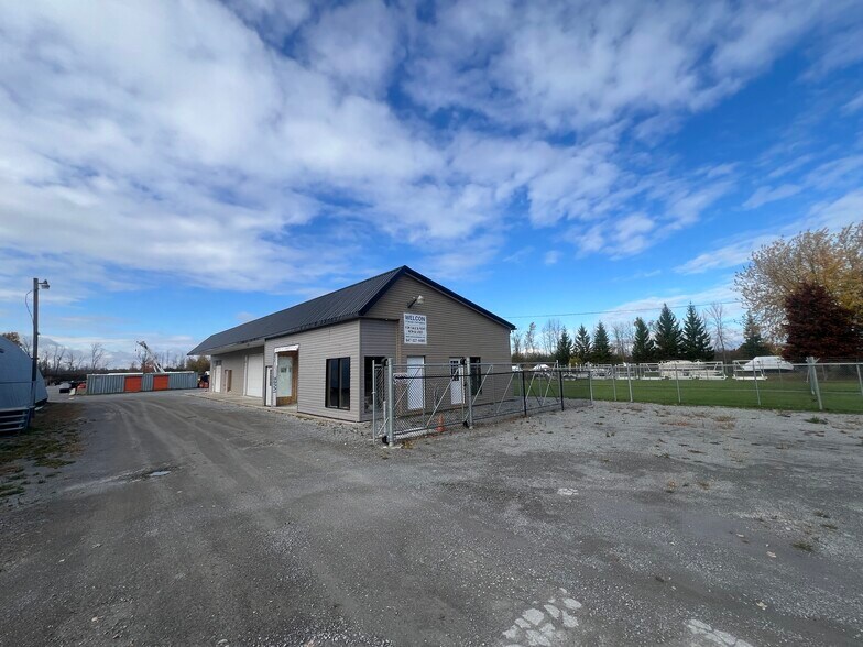 533 Pefferlaw Rd, Georgina, ON for lease - Building Photo - Image 2 of 4
