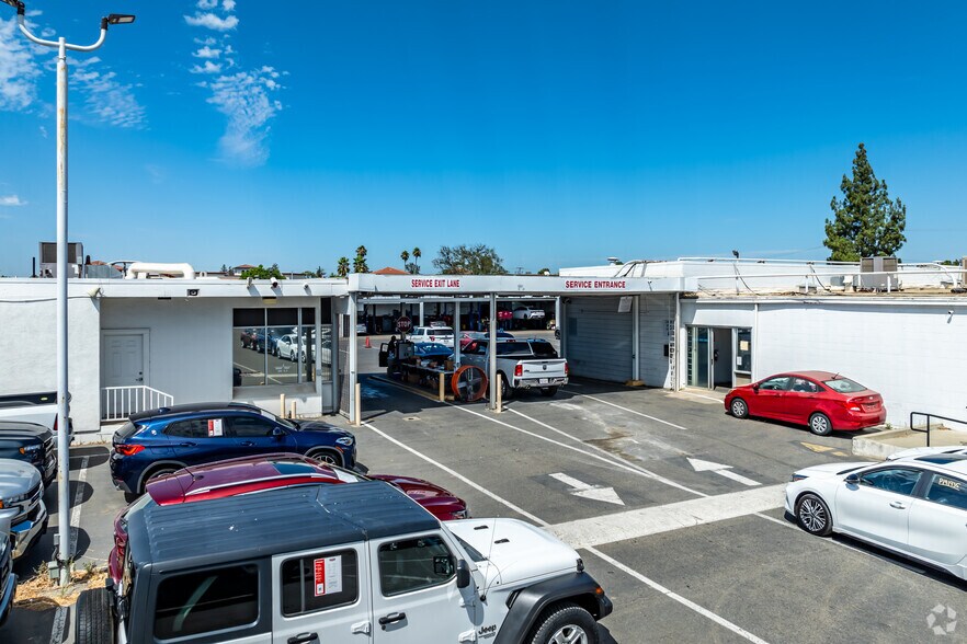 2820 Fulton Ave, Sacramento, CA à vendre - Photo du bâtiment - Image 2 de 19