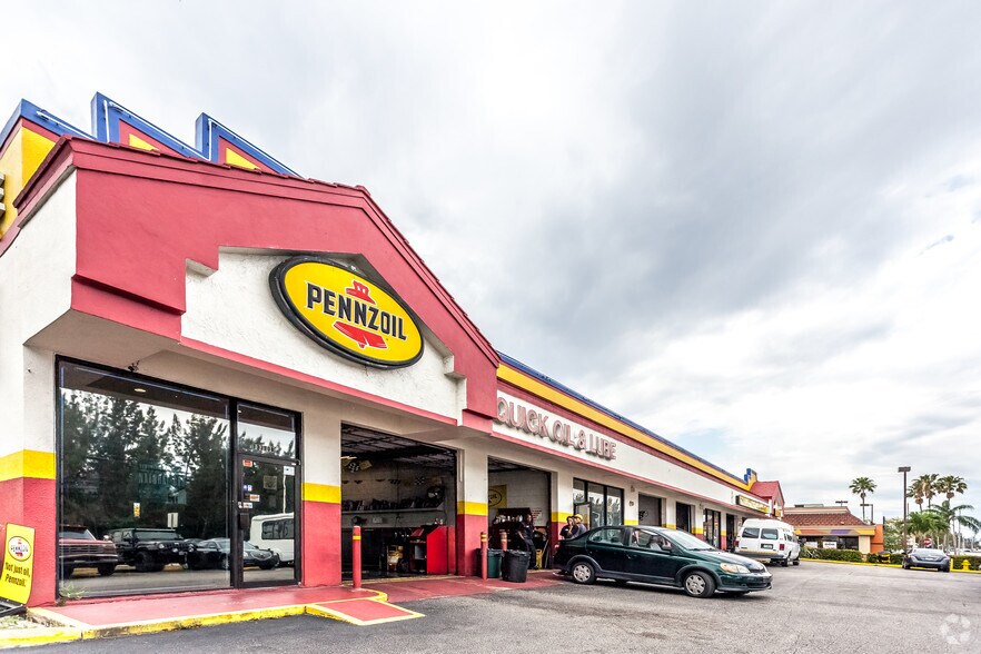 13740-13874 SW 8th St, Miami, FL à louer - Photo principale - Image 2 de 7