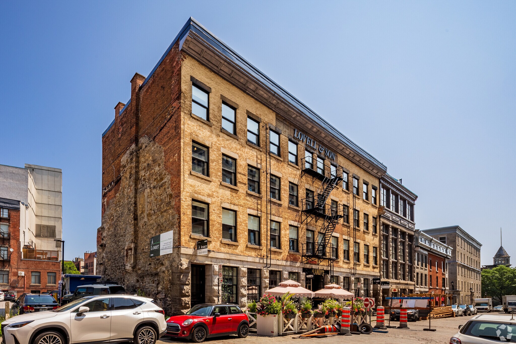 423 Rue Saint-Nicolas, Montréal, QC à louer Photo principale- Image 1 de 12