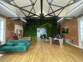 Hurdles Way, Duxford à louer Photo du bâtiment- Image 2 de 9