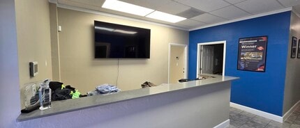 3966 Arnold Ave, Naples, FL for lease Interior Photo- Image 1 of 5