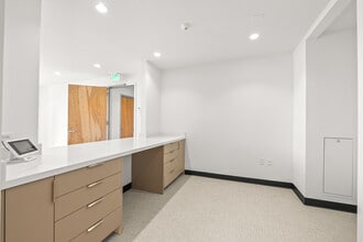 512 Westline Dr, Alameda, CA for lease Interior Photo- Image 2 of 16