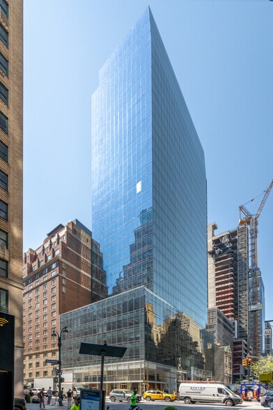 510 Madison Ave, New York, NY for lease - Primary Photo - Image 1 of 7