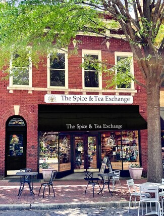 Plus de détails pour 135 W Main St, Spartanburg, SC - Commerce de détail à vendre
