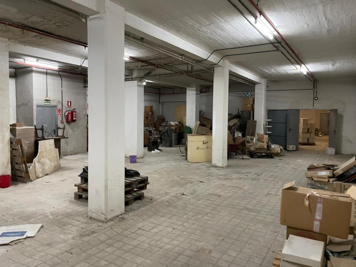 Madrid, MAD 28028 - Unit - - - Interior Photo - Image 1 of 9