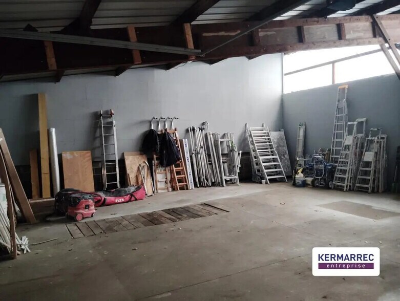 Office in Noyal-sur-Vilaine for lease - Interior Photo - Image 3 of 6