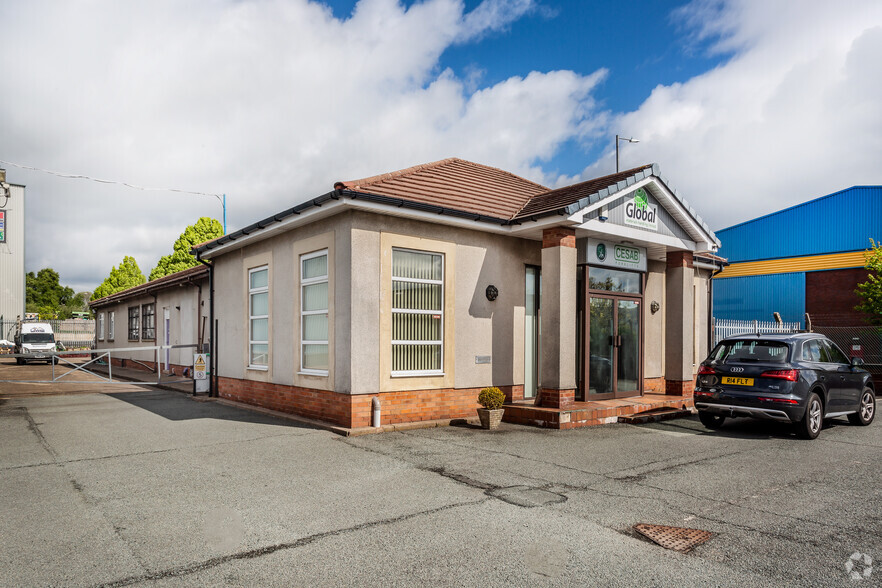 Millfield Ln, Haydock for lease - Primary Photo - Image 1 of 1