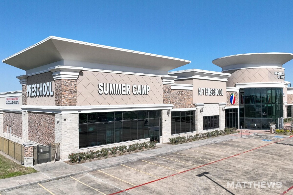 6025 Highway 6 N, Houston, TX à louer Photo du bâtiment- Image 1 de 5