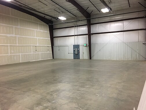 366 E 26th St E, Dickinson, ND à louer - Photo intérieure - Image 3 de 5