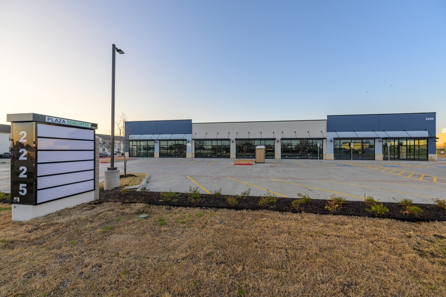 2225 Avondale-Haslet rd, Haslet, TX for lease - Building Photo - Image 3 of 9