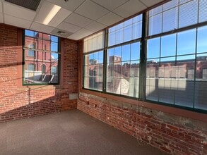 235 Promenade St, Providence, RI à louer Photo intérieure- Image 1 de 11