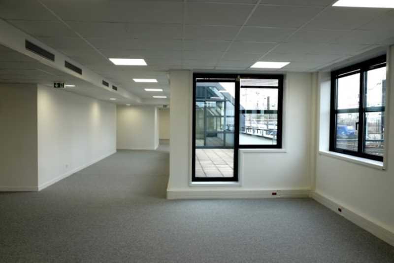 164-174 Rue Victor Hugo, Levallois-Perret for lease - Building Photo - Image 3 of 8