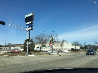 Plus de détails pour 9127-9191 N 76th St, Milwaukee, WI - Commerce de détail à louer