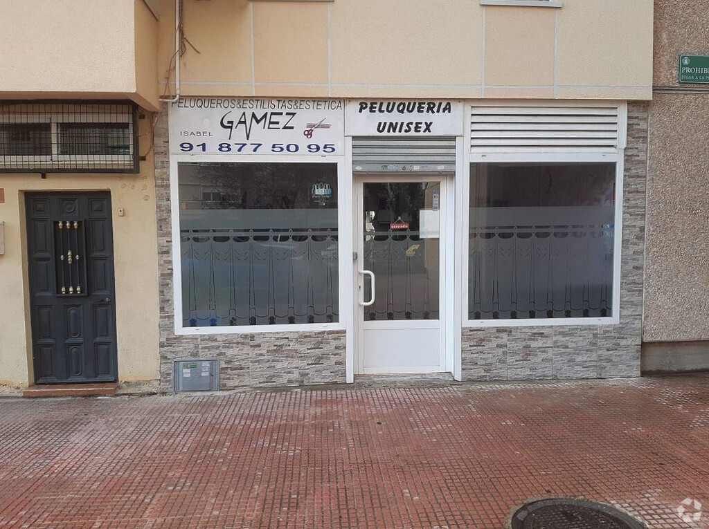 Retail in Alcalá De Henares, MAD for lease Interior Photo- Image 1 of 10