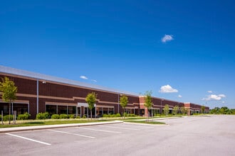 11820-11860 W Market Pl, Fulton, MD à louer Photo du bâtiment- Image 2 de 2