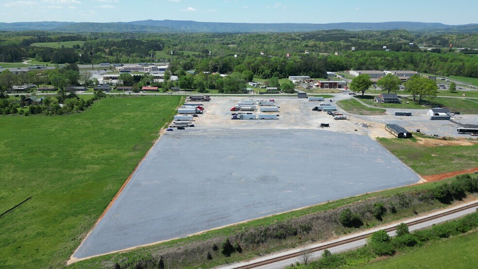2673 US 41, Calhoun, GA à louer - Vidéo sur l’inscription commerciale - Image 2 de 9