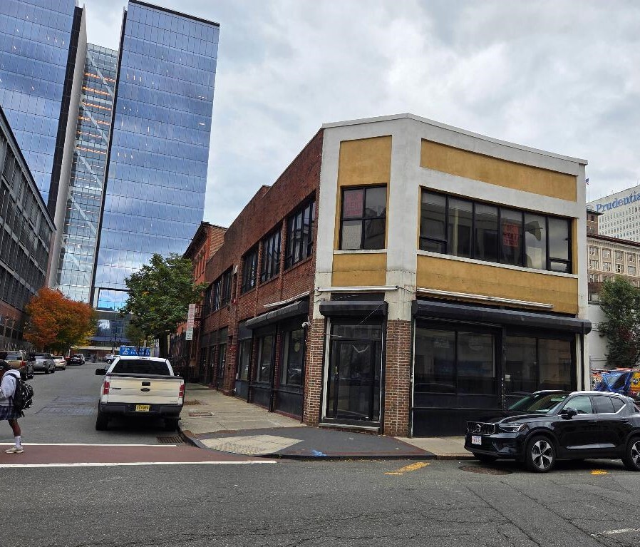 144 Washington St, Newark, NJ for lease Building Photo- Image 1 of 23