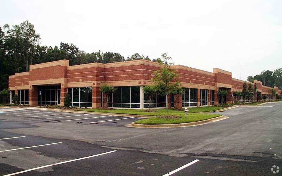 1550 N Brown Rd, Lawrenceville, GA for lease - Building Photo - Image 2 of 12